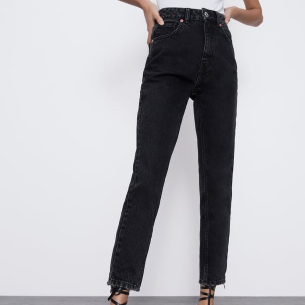 ZARA MOM JEANS